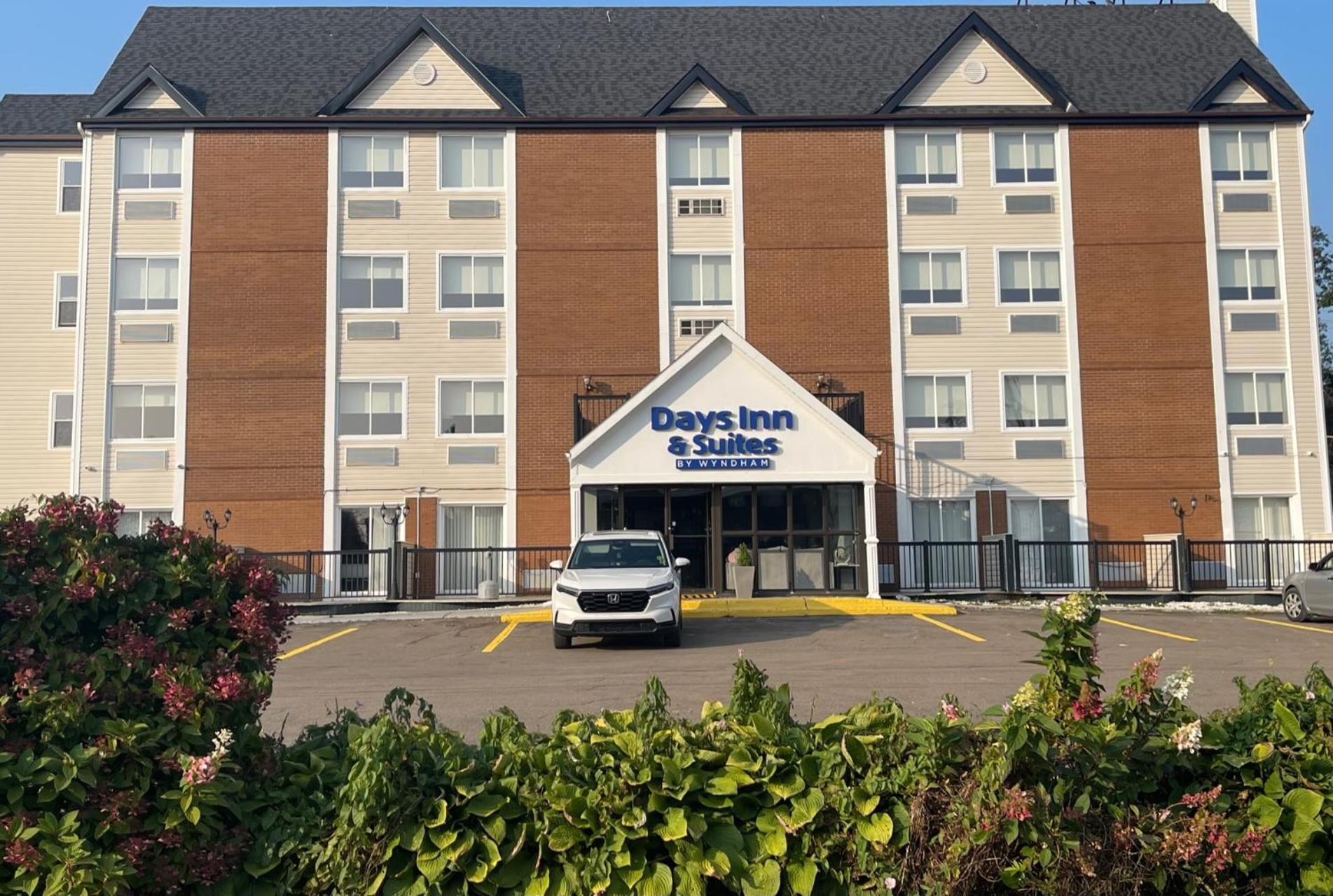 Days Inn & Suites By Wyndham Summerside Bagian luar foto